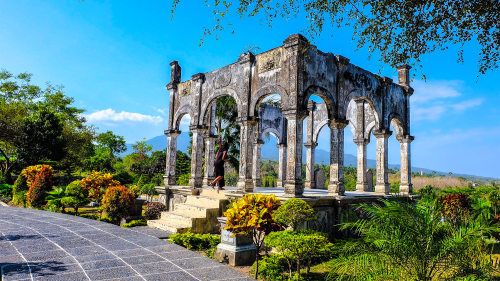 Taman Ujung water palace